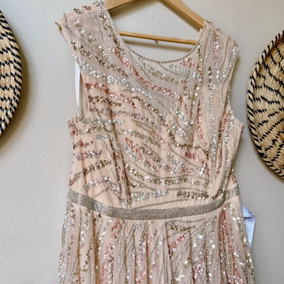 Mac Duggal 5445 Cap Sleeve Embellished Evening Gown Beige Multi Size 16 NWOT - Picture 9 of 13